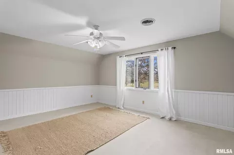 Bedroom - 5 Woods End Ln, Springfield, IL 62711 photo 7 of 10
