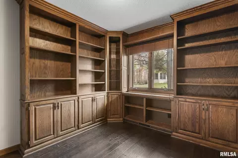 Other - 5 Woods End Ln, Springfield, IL 62711 photo 1 of 13