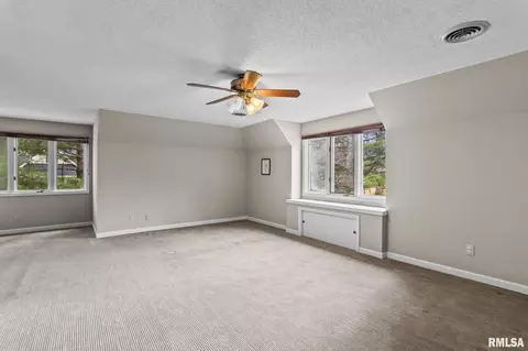 Bedroom - 5 Woods End Ln, Springfield, IL 62711 photo 5 of 10