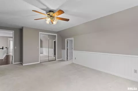 Bedroom - 5 Woods End Ln, Springfield, IL 62711 photo 6 of 10
