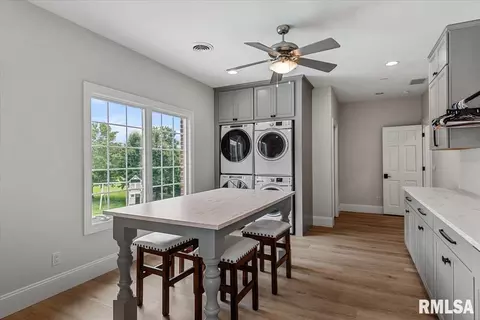 Other - 3404 Embassy Rd, Springfield, IL 62711 photo 5 of 17