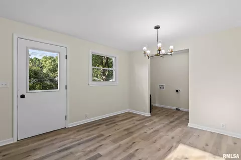 Other - 2007 E Buchanan St, Springfield, IL 62703 photo 1 of 6