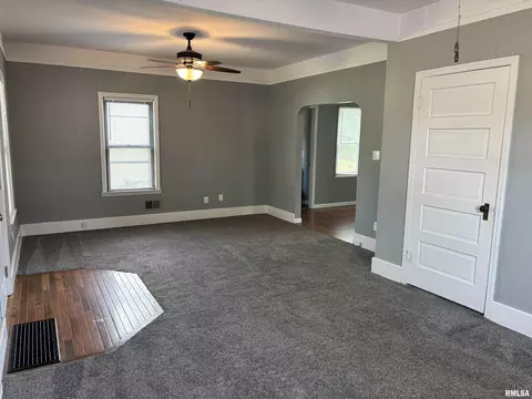 1441 N 28th St, Springfield, IL 62702 photo 4