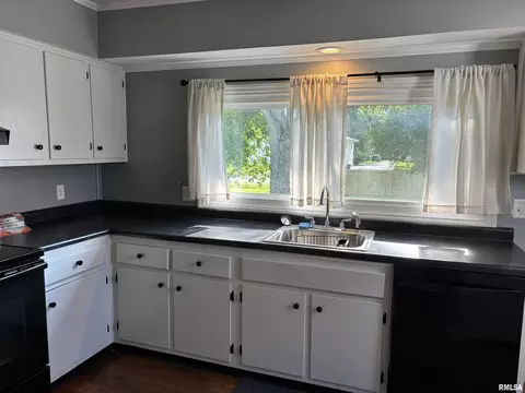 1441 N 28th St, Springfield, IL 62702 photo 14
