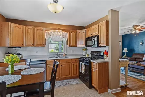 Other - 2308 S Spring St, Springfield, IL 62704 photo 5 of 10