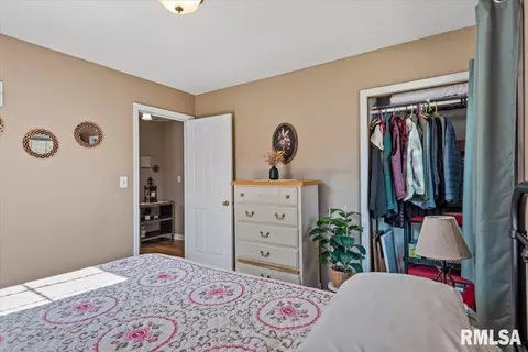Bedroom - 2308 S Spring St, Springfield, IL 62704 photo 6 of 6