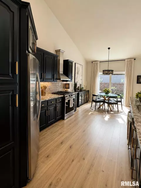 Kitchen - 3928 Old Mill Ln, Springfield, IL 62711 photo 3 of 3