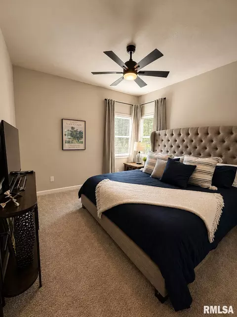 Bedroom - 3928 Old Mill Ln, Springfield, IL 62711 photo 3 of 6