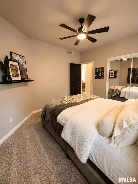 Bedroom - 3928 Old Mill Ln, Springfield, IL 62711 photo 6 of 6
