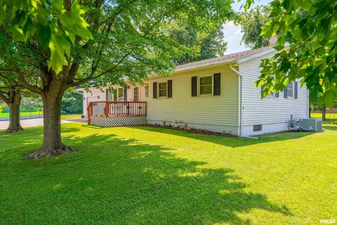 121 Elm St, Latham, IL 62543 photo 3