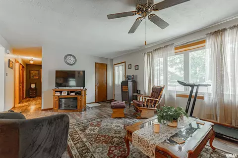 121 Elm St, Latham, IL 62543 photo 7