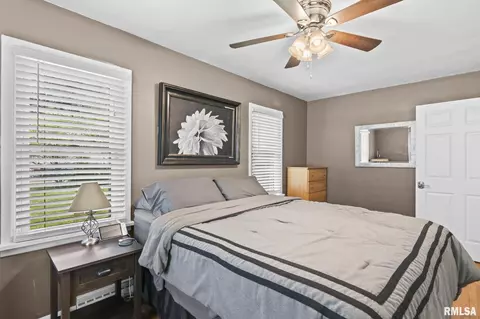 Bedroom - 3232 S 3rd St, Springfield, IL 62703 photo 1 of 6