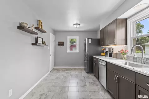 Kitchen - 3232 S 3rd St, Springfield, IL 62703 photo 3 of 3