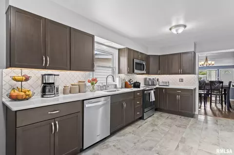 Kitchen - 3232 S 3rd St, Springfield, IL 62703 photo 1 of 3