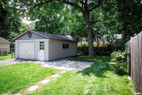 1817 S Pasfield St, Springfield, IL 62704 photo 17