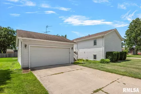 Other - 3028 Sutherland Rd, Springfield, IL 62702 photo 11 of 11