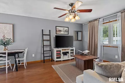 Other - 3028 Sutherland Rd, Springfield, IL 62702 photo 1 of 11
