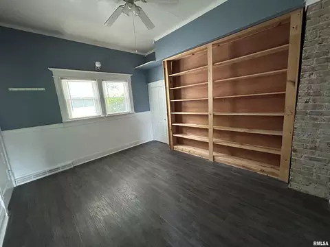 Other - 211 S Main St, Athens, IL 62613 photo 2 of 4