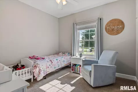 Bedroom - 5405 Biltmore Dr, Springfield, IL 62711 photo 4 of 5