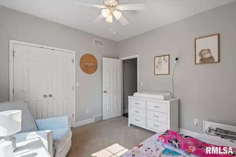 Bedroom - 5405 Biltmore Dr, Springfield, IL 62711 photo 5 of 5