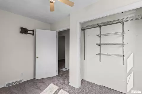 Bedroom - 3360 Carman Ave, Springfield, IL 62703 photo 5 of 8