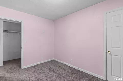Bedroom - 3360 Carman Ave, Springfield, IL 62703 photo 8 of 8