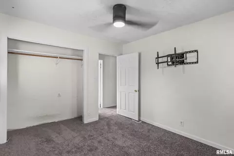 Bedroom - 3360 Carman Ave, Springfield, IL 62703 photo 3 of 8