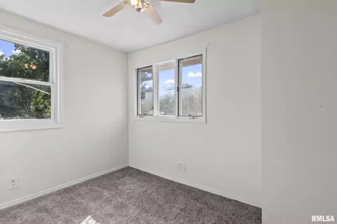 Bedroom - 3360 Carman Ave, Springfield, IL 62703 photo 1 of 8