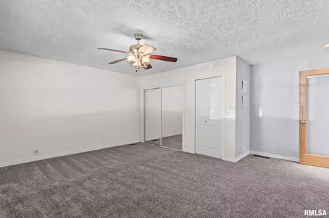 Bedroom - 3360 Carman Ave, Springfield, IL 62703 photo 4 of 8