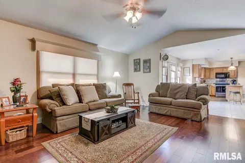 4400 Fielding Dr, Springfield, IL 62711 photo 17