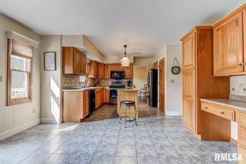 4400 Fielding Dr, Springfield, IL 62711 photo 15