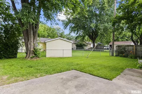 Exterior - 9 Claire Dr, Springfield, IL 62702 photo 7 of 7