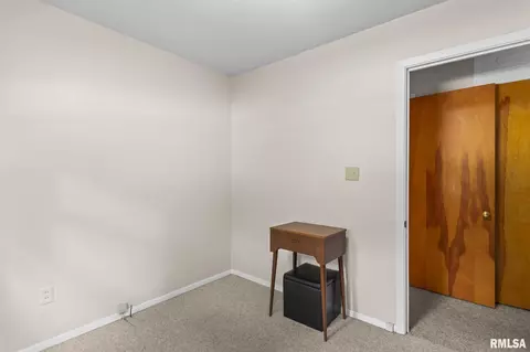Bedroom - 9 Claire Dr, Springfield, IL 62702 photo 7 of 7