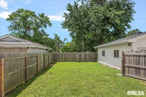 Exterior - 3117 Piper Rd, Springfield, IL 62707 photo 1 of 4