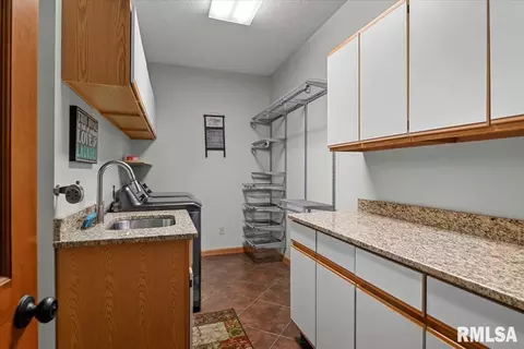 Other - 3620 Melissa Dr, Springfield, IL 62711 photo 7 of 17