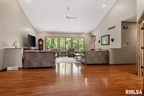 Other - 3620 Melissa Dr, Springfield, IL 62711 photo 2 of 17