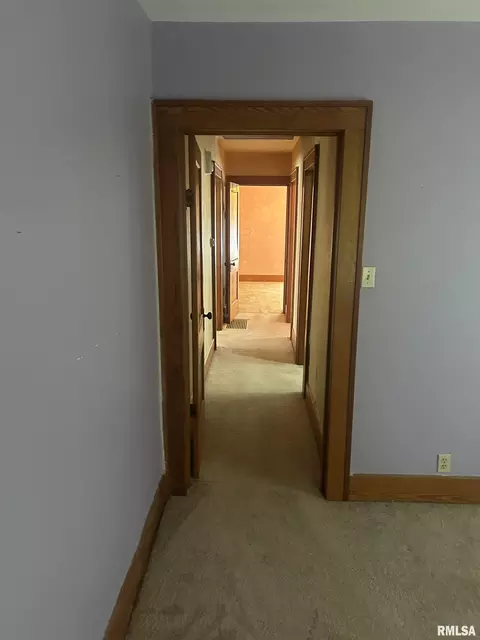 2257 Yale Blvd, Springfield, IL 62703 photo 3