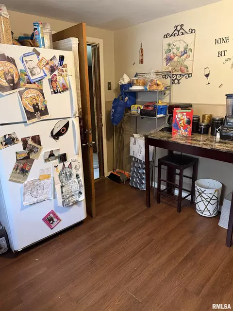 Kitchen - 1707 E Moffat Ave, Springfield, IL 62702 photo 3 of 3