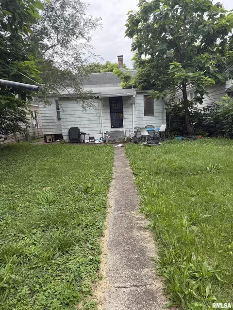 Exterior - 1707 E Moffat Ave, Springfield, IL 62702 photo 4 of 6
