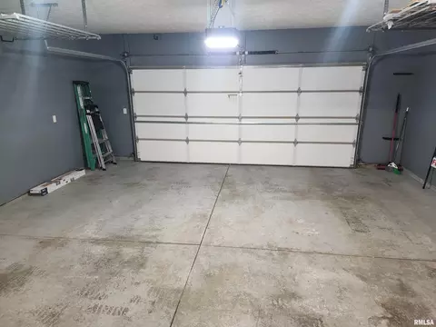 Other - 404 Treeline Ln, Springfield, IL 62703 photo 5 of 10
