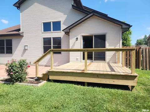 Exterior - 404 Treeline Ln, Springfield, IL 62703 photo 13 of 13
