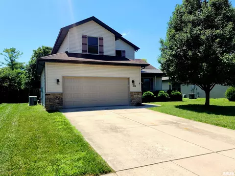 Exterior - 404 Treeline Ln, Springfield, IL 62703 photo 2 of 13