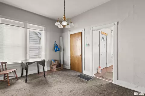 Entry Way - 1164 N 3rd St, Springfield, IL 62702 photo 3 of 3