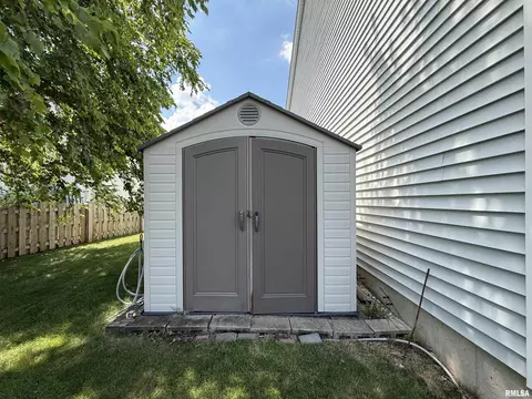 Other - 304 Aster Dr, Minooka, IL 60447 photo 2 of 35