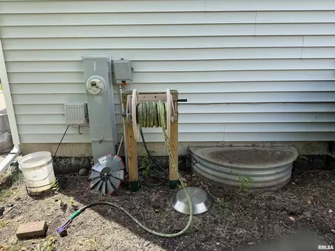 Exterior - 304 Aster Dr, Minooka, IL 60447 photo 14 of 14