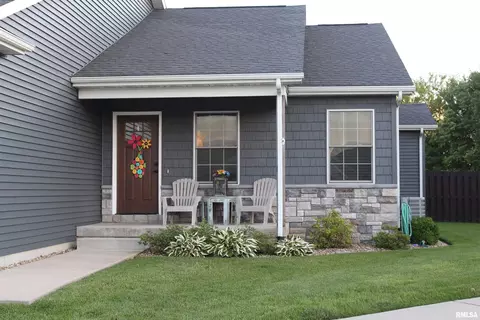 Exterior - 3418 Telford Dr, Springfield, IL 62711 photo 2 of 5