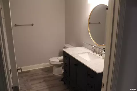 Bath - 3418 Telford Dr, Springfield, IL 62711 photo 5 of 5