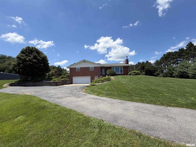 2033 Mcqueen Rd, Pleasant Plains, IL 62677