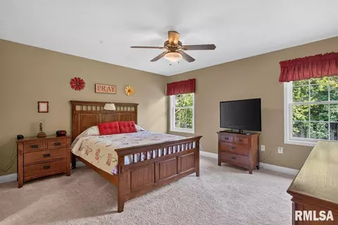 5303 Biltmore Dr, Springfield, IL 62711 photo 13