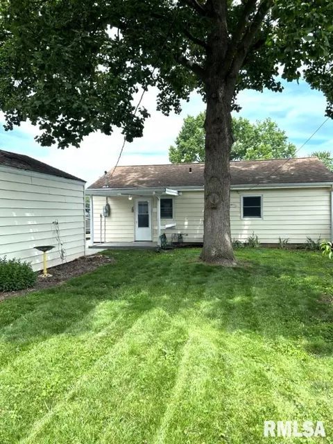 Exterior - 2334 Ramsey Ave, Springfield, IL 62702 photo 4 of 4